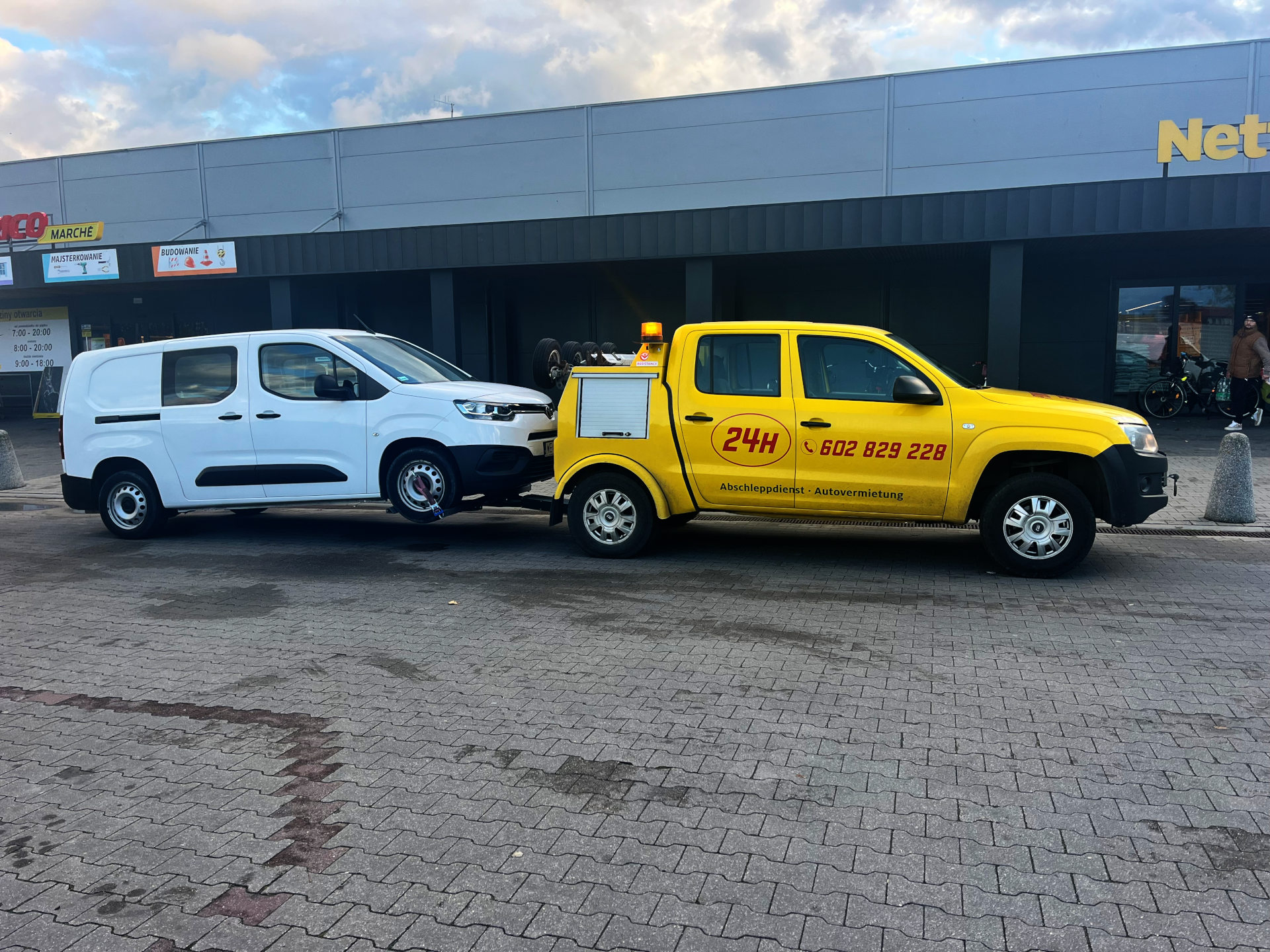 MIEJSKI HOLOWNIK WYSZOGRÓD